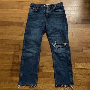 Woman’s Zara jeans
